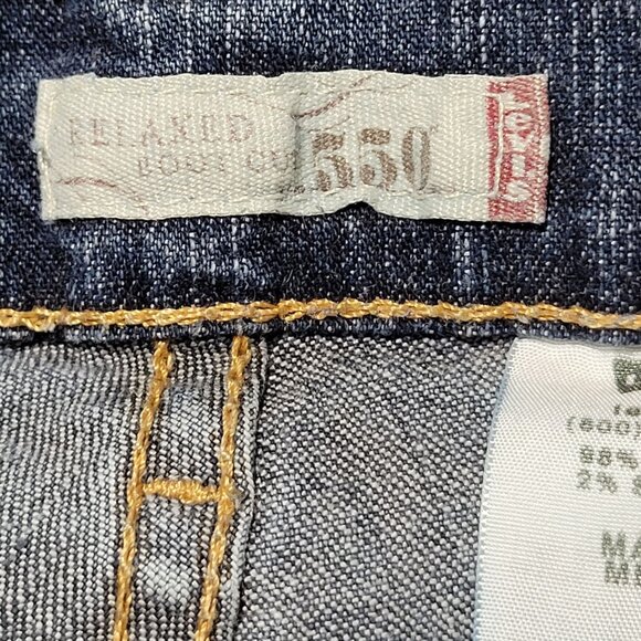 Levis 550 Relaxed Boot Cut Jeans Womens Size 14 Mid Rise Medium Wash Denim Pants - Picture 4 of 5